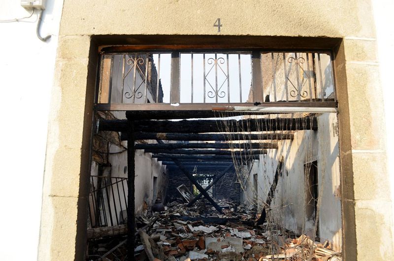 El incendió obligó a desalojar tres municipios