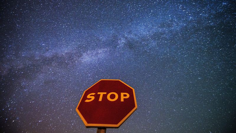 Las perseidas han recorrido el cielo de la Sierra Morena cordobesa, reserva Starlight avalada por el comité Man & Biosphere de la UNESCO, en una noche nublada donde las temperaturas dieron un respiro y rozaron los 20 grados.