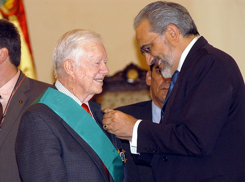 Nobel de la paz y "Cóndor de los Andes"