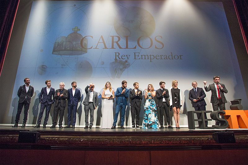 Foto de familia de 'Carlos, Rey Emperador'