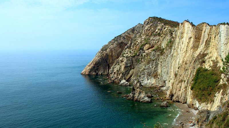   Playa del Silencio (Asturias).