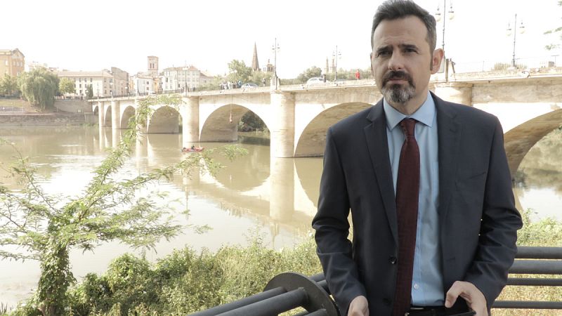 Alcides, compañero de Robles