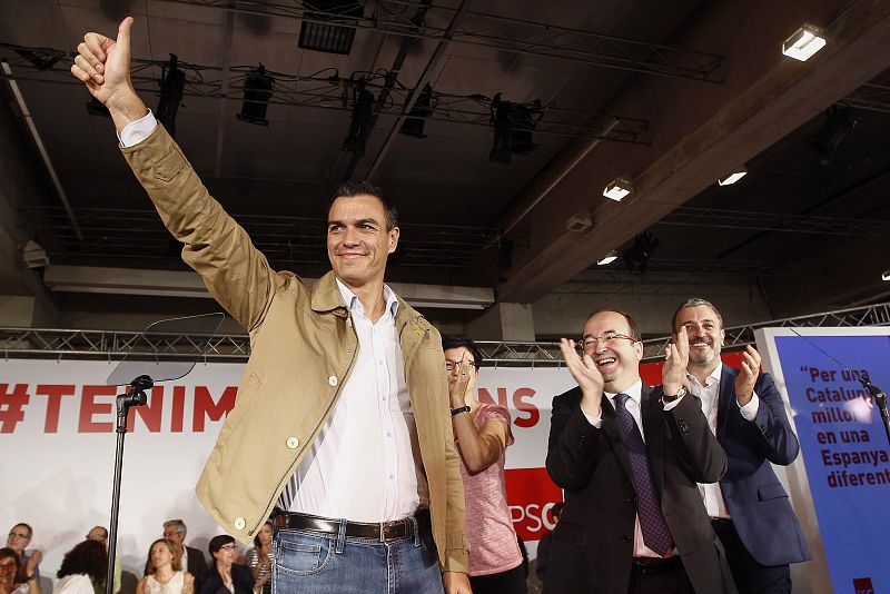 Pedro Sánchez ha acudido a Barcelona para apoyar al candidato de su formación