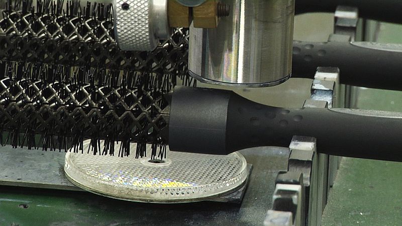 Fabricamos cepillos del pelo-8