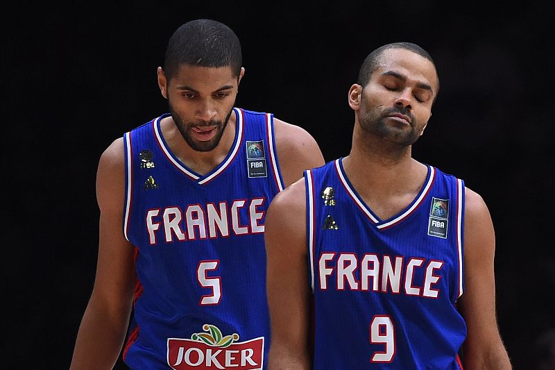 Los franceses Parker y Batum muestran su decepción tras caer ante España