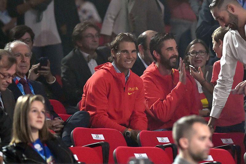 Rafa Nadal ha viajado desde Odense, en Dinamarca, para ver la final junto a Juan Carlos Navarro
