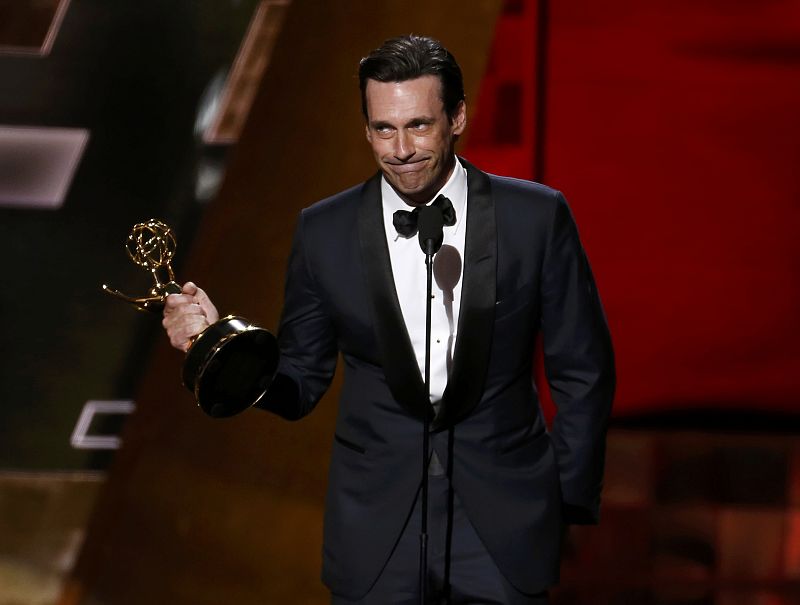 El actor Jon Hamm, que había estado nominado en seis ocasiones, ha conseguido el premio por su papel en 'Mad Men'.