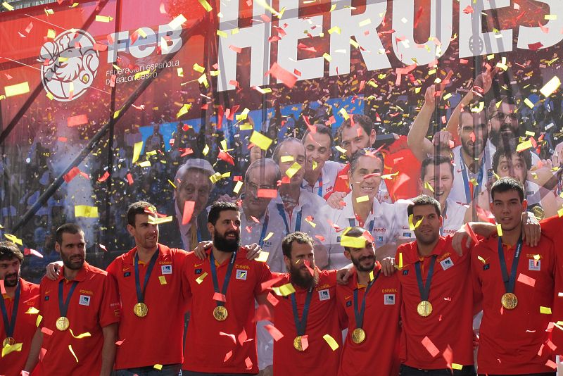 El equipo unido bajo el calor de la afición