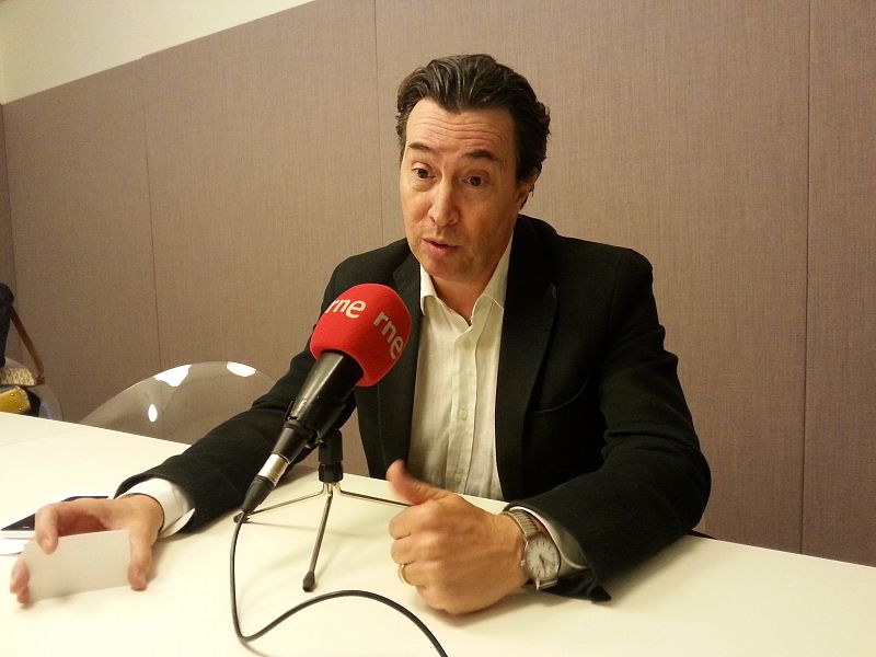 Juan Carlos Ponce, portavoz de Elipsos, explica las opciones de alta velocidad para llegar a Narbonne con trenes de Renfe-SNCF en Cooperación.