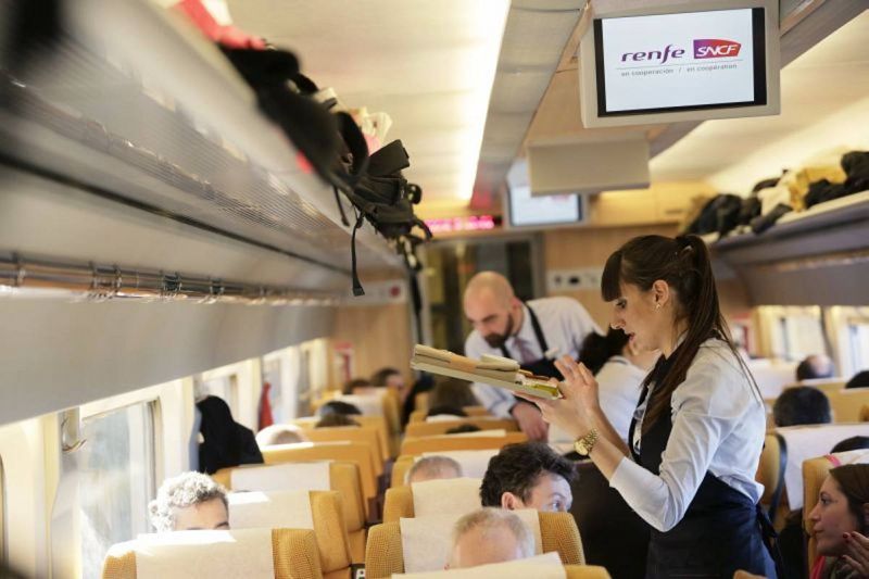 Los trenes de alta velocidad de Renfe-SNCF en Cooperación enlazan Narbonne con varias ciudades españolas.