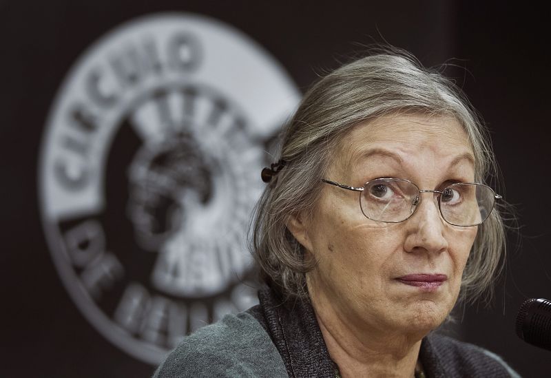 Ana Diosdado durante una presentación en el Círculo de Bellas Artes (2012)