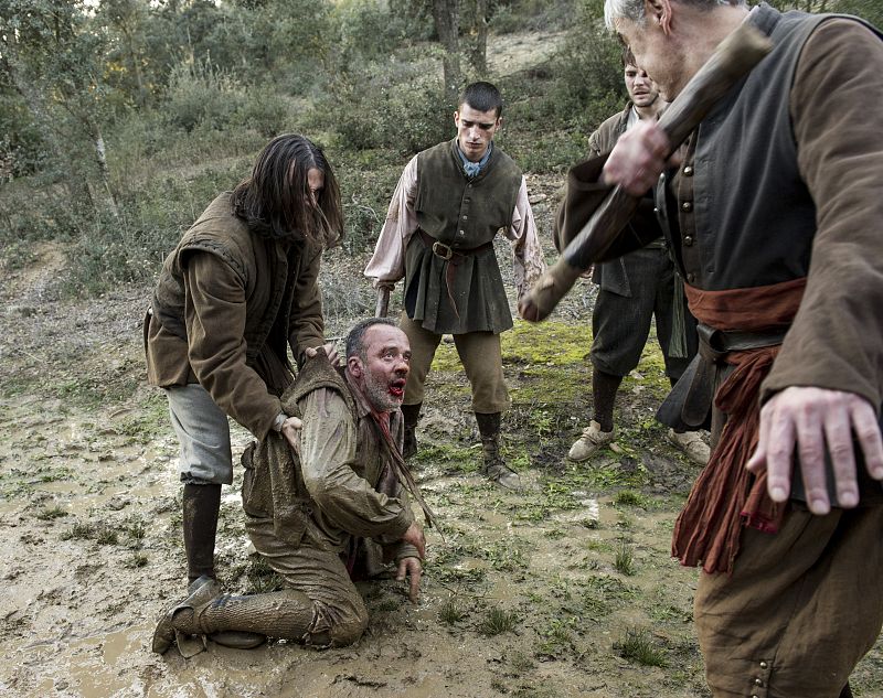 Sátur está a punto de morir cuando...