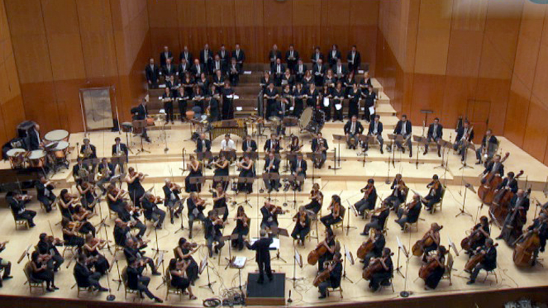 Pablo Miyar con la Orquesta y Coro de RTVE