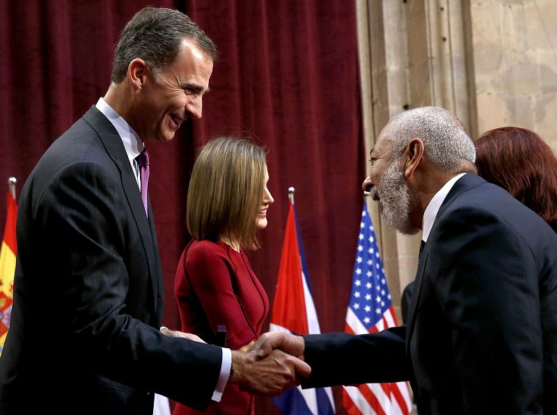 REYES RECIBEN EN AUDIENCIA A LOS GANADORES DE LOS PREMIOS PRINCESA DE ASTURIAS 2015