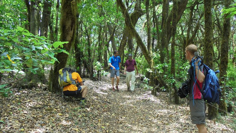 Edu Soto con Jacinto Leralta guía del Parque Nacional del Garajonay