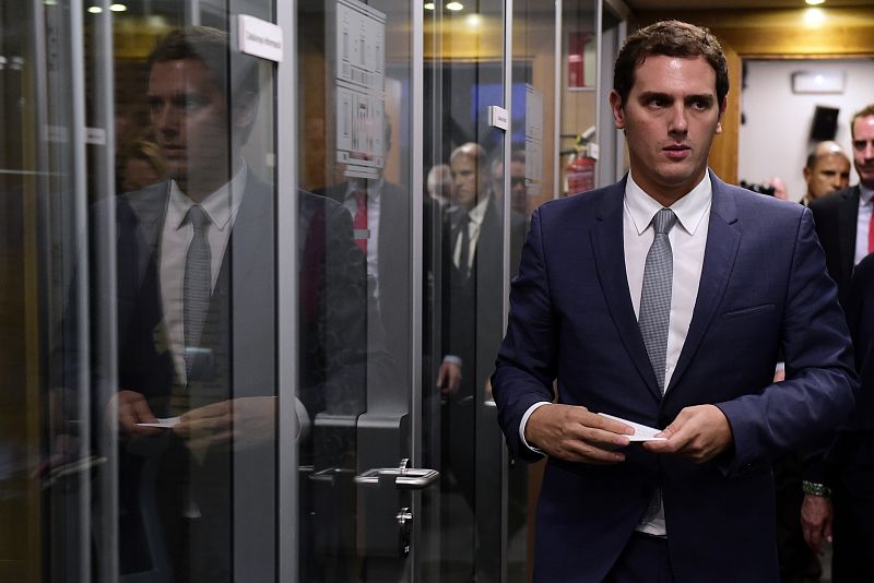 El presidente de Ciudadanos ha tenido la oportunidad de ofrecer una rueda de prensa en el palacio de la Moncloa.