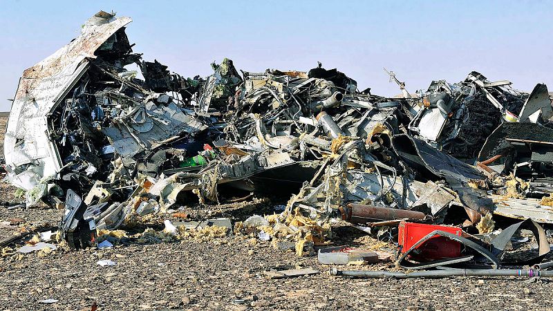 Mueren los 224 pasajeros del avión ruso que se estrelló en la península del Sinaí