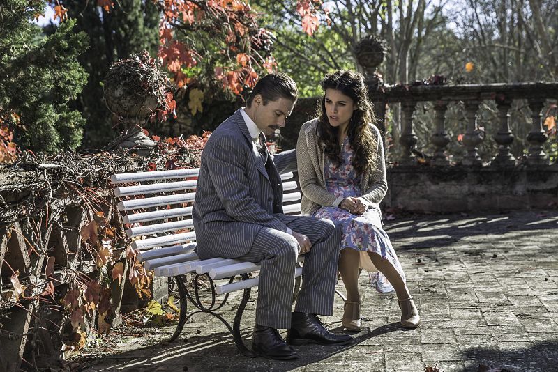 Jan Cornet y Adriana Ugarte en 'Habitaciones cerradas'