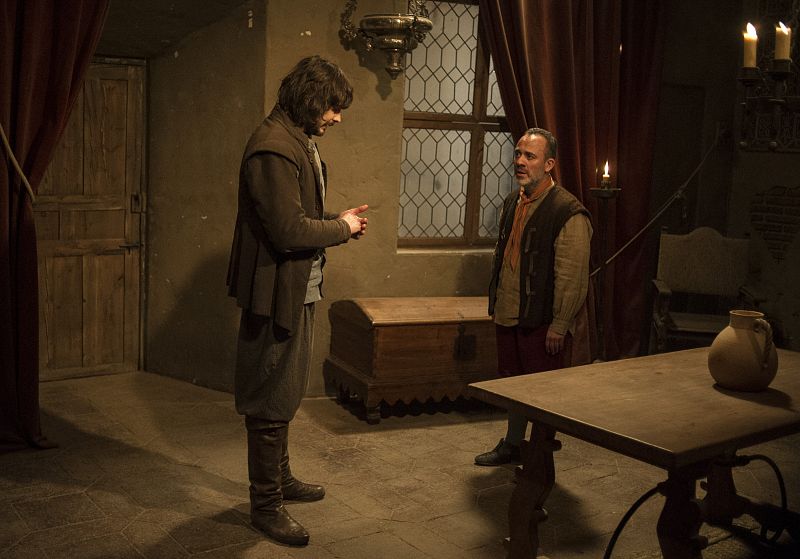 Gonzalo piensa que Sátur ha delatado a sus compañeros