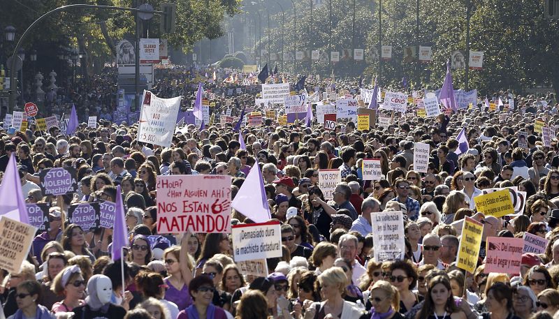 Más de 2.000 personas se han concentrado en las calles de Madrid