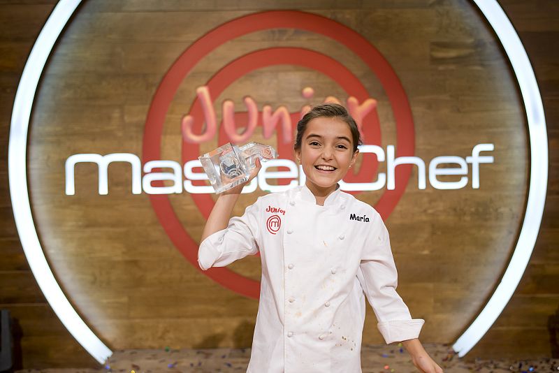 El título de MasterChef Junior España y 12.000 euros de premio