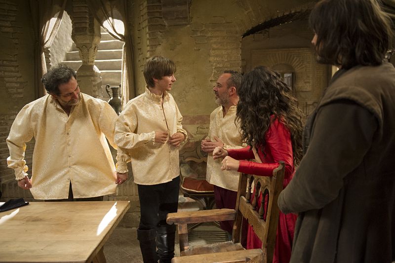 Sátur, Cipri y Alonso se prueban las camisas para la boda