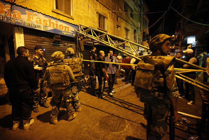 Los dos terroristas han explosionado las bombas en una calle comercial de Beirut