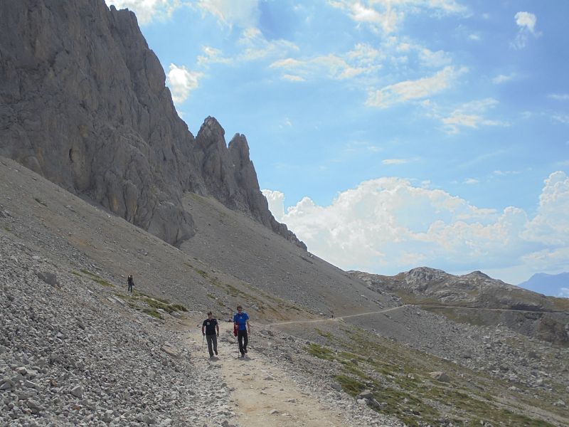 Inicio de ruta hacia el corazón de Picos