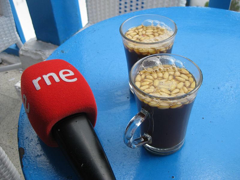 Un té con piñones en el Café des Nattes de Sidi Bou Said.