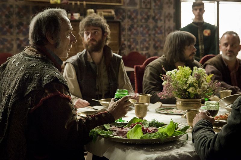 Comiendo con el enemigo