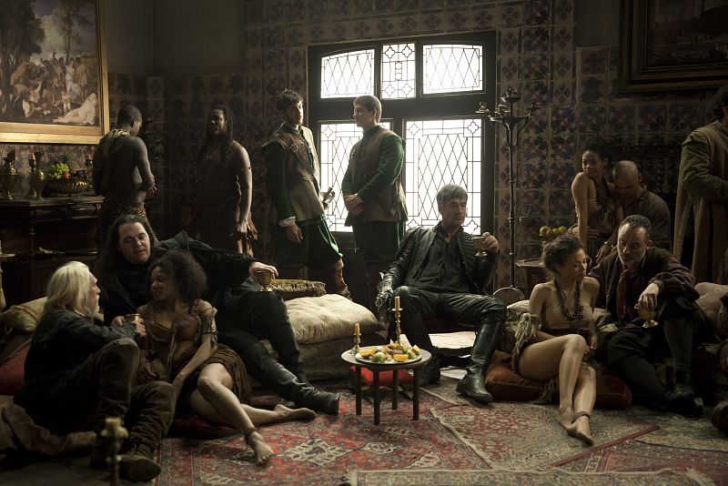 Los españoles, a punto de ser descubiertos