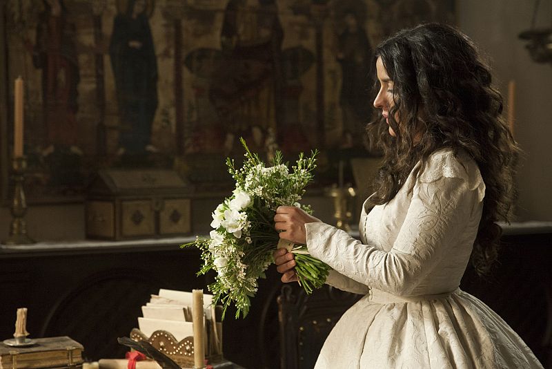 La novia deshoja la margarita