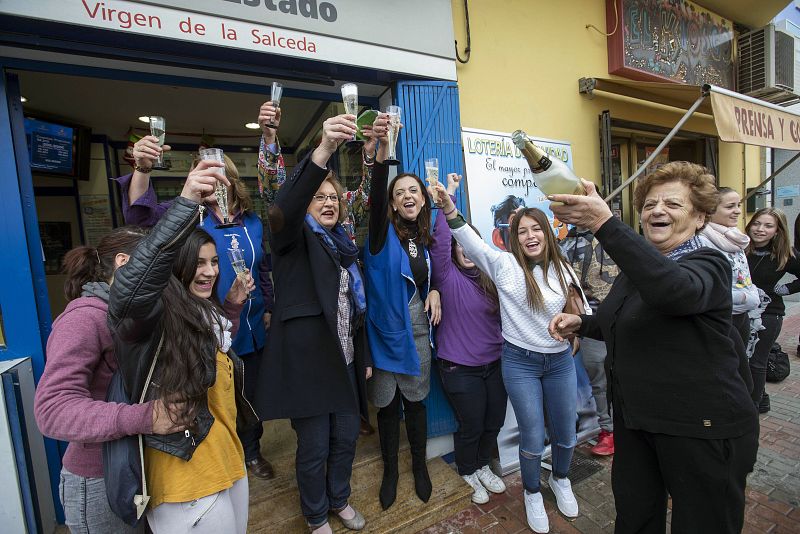 Tres millones de euros de un cuarto premio el 52215 van al municipio murciano de Las Torres de Cotillas