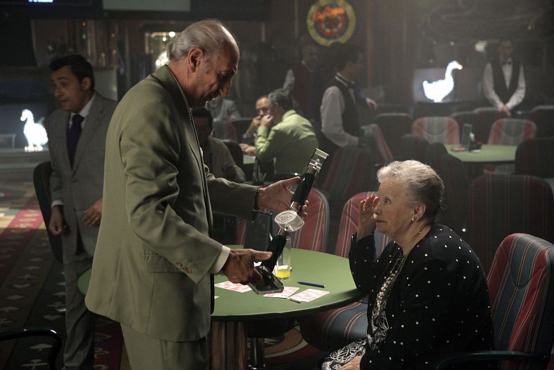 Herminia y su mago, en el bingo