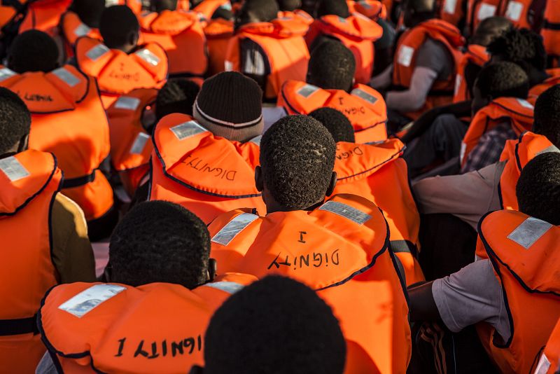 Rescatados por el Dignity I