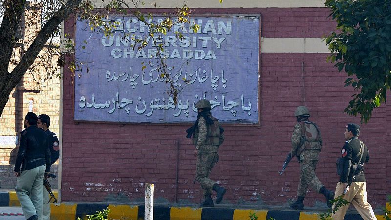 El Ejército y la Policía han tomado parte en la operación para reducir a los terroristas del campus. AFP PHOTO / A MAJEED