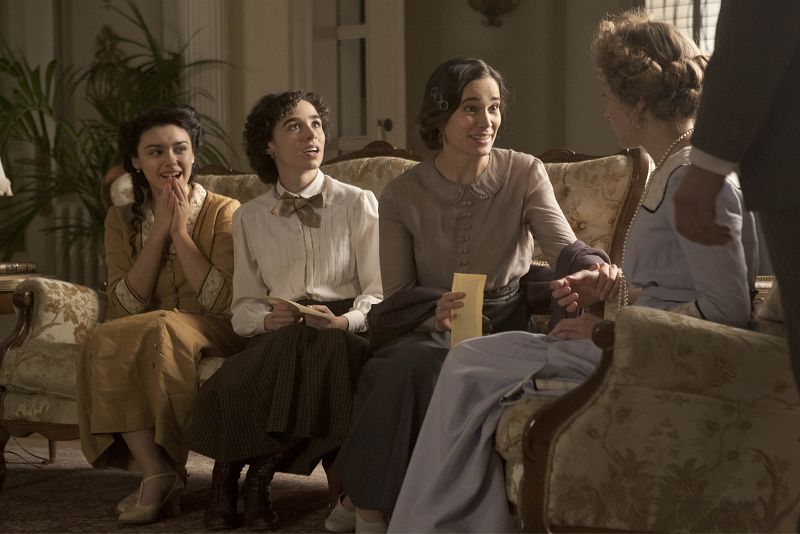 Seis Hermanas - Elisa, Celia, Adela y Diana