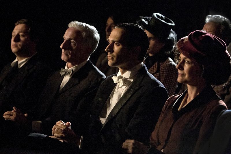 Seis Hermanas - Luis observa a Francisca cantar