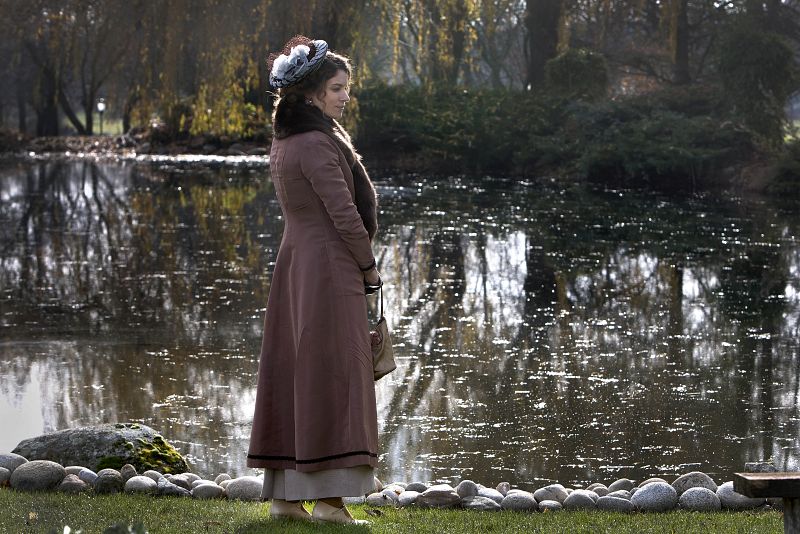 Seis Hermanas - Blanca, en el campo