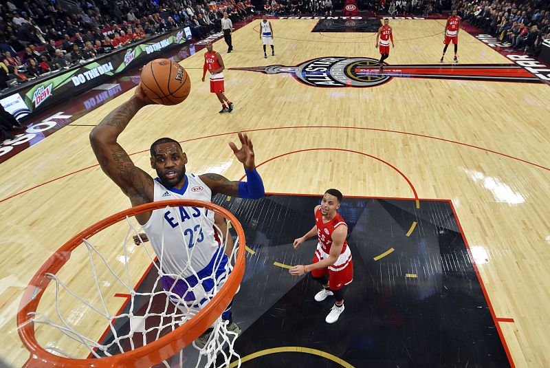 LeBron James, discreto en el All-Star