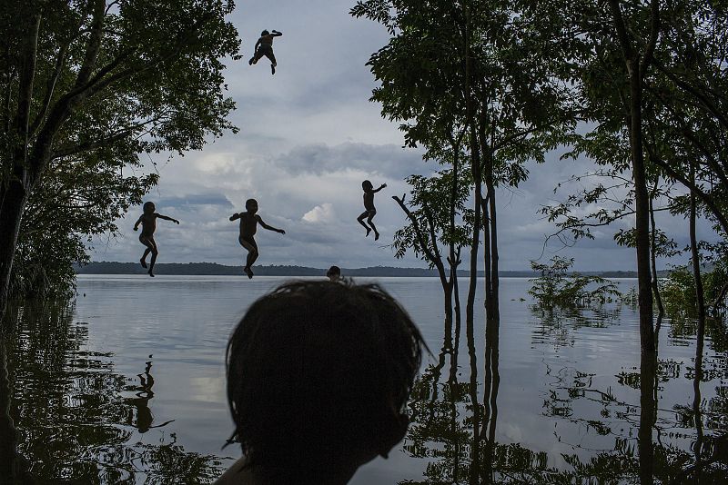 ganadora del segundo premio de la categoría individual de vida cotidiana de la 59 edición del World Press Photo, tomada por el fotógrafo del New York Times, el brasileño Mauricio Lima