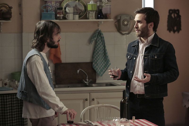 Cuéntame cómo pasó - Carlos y Luis, en Sagrillas