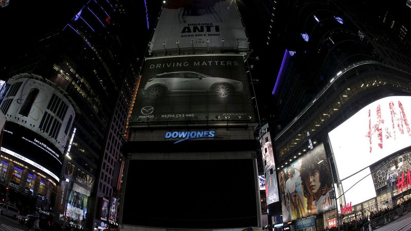 Monumentos apagados en todo el mundo por la Hora del Planeta