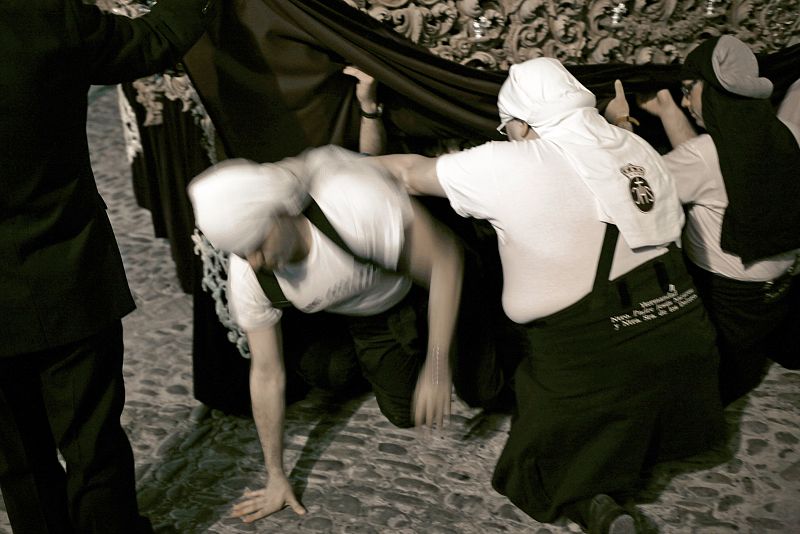 Costaleros de Jesus Nazareno en Ronda