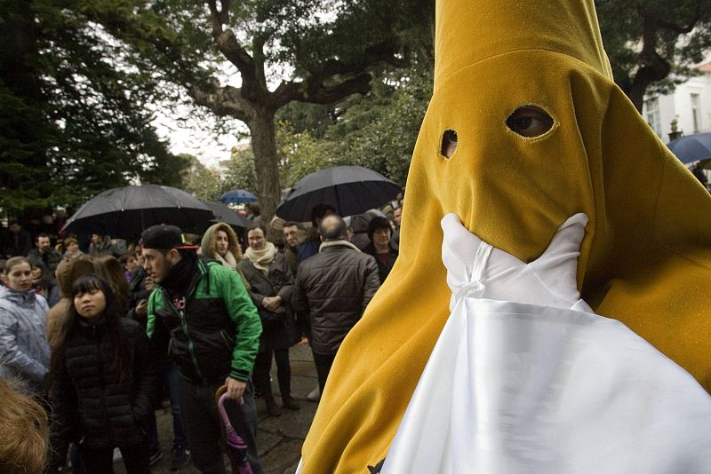 Suspendida por la lluvia la Procesión del Santo Encuentro de El Ferrol