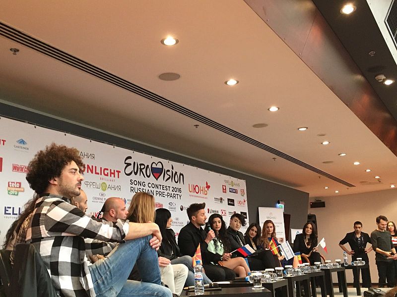 Barei ha estado este fin de semana en Riga y Moscú promocionando "Say yay!", la canción con la que representará a España en el Festival de Eurovisión, ¡echa un vistazo a las mejores fotos del viaje!