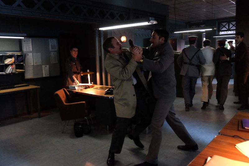 Enfrentamiento en la comisaría