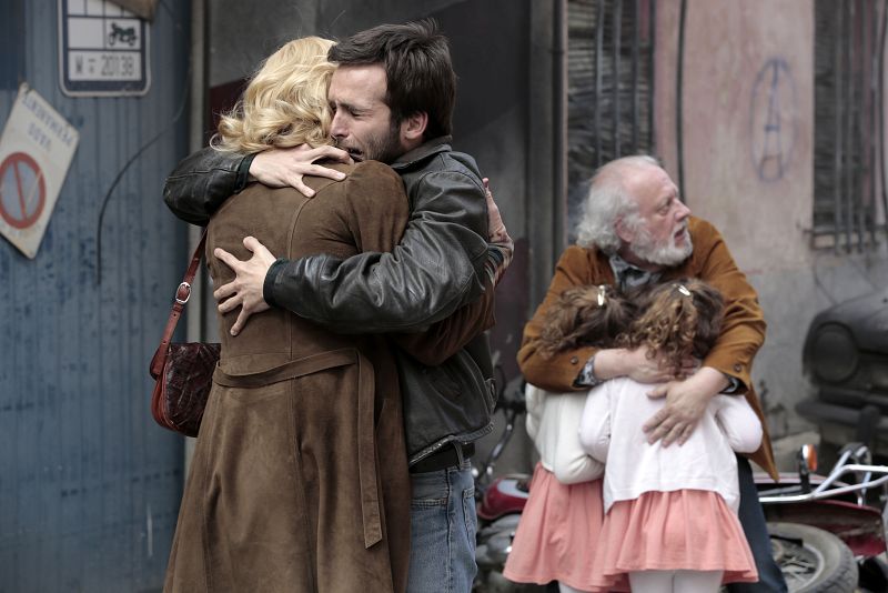 Cuéntame cómo pasó - Merche, Carlos, Miguel y sus hijas