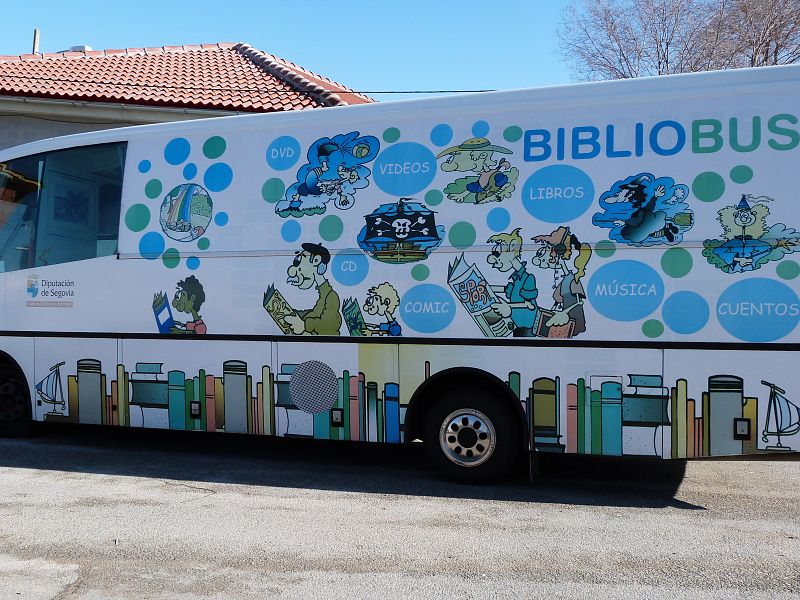 Bibliobús segoviano