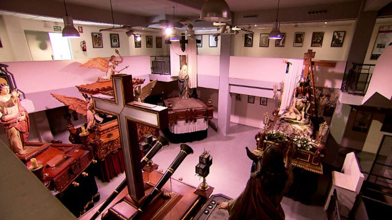 La obra social de la cooperativa de Crevillent mantiene el museo de la Semana Santa en esta localidad.